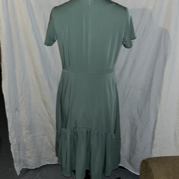 Saia dress size large. NWOT never worn. Intricate design, embroidered print - Picture 8 of 10